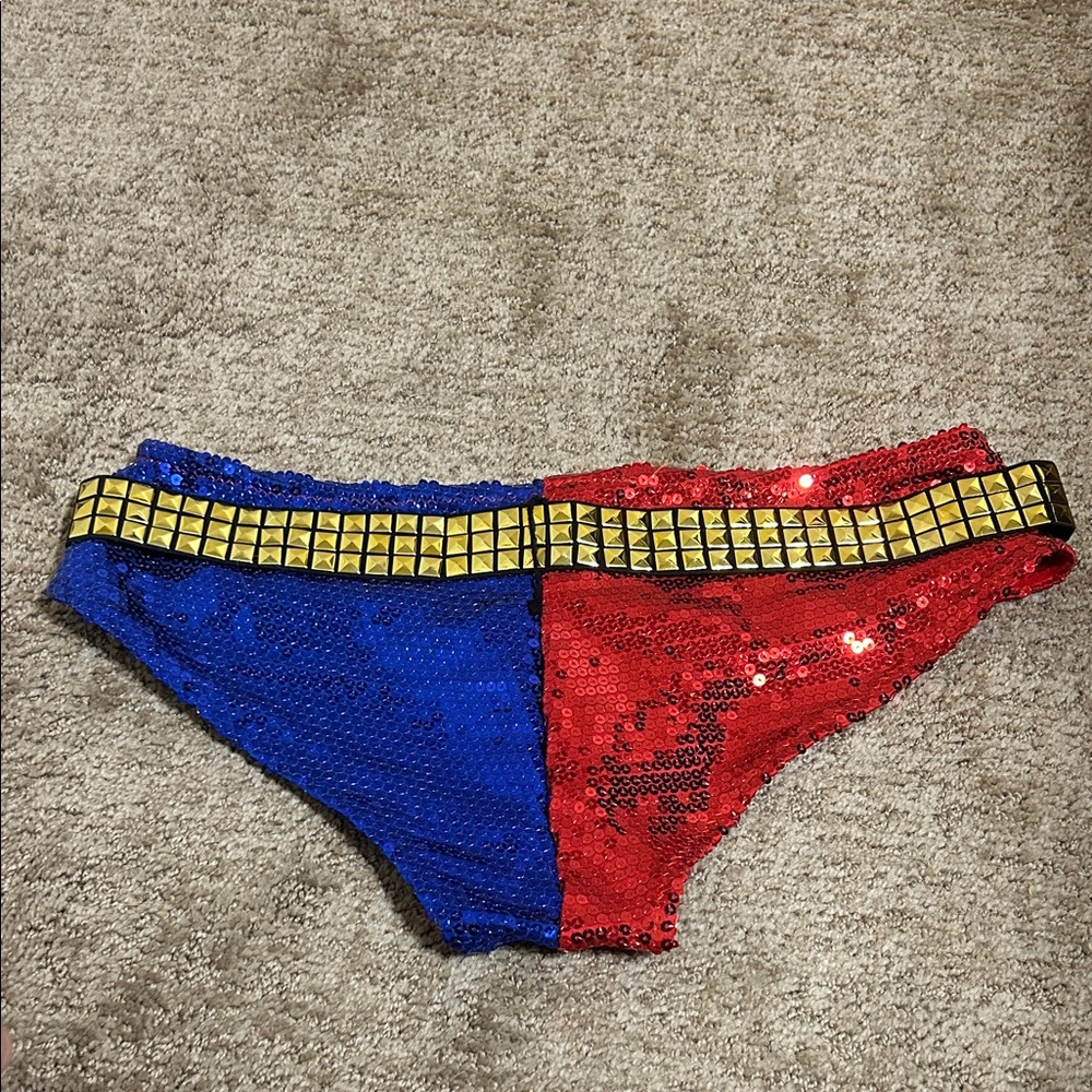 DC Comics Harley Quinn Suicide Squad Shorts - Picture 4 of 9